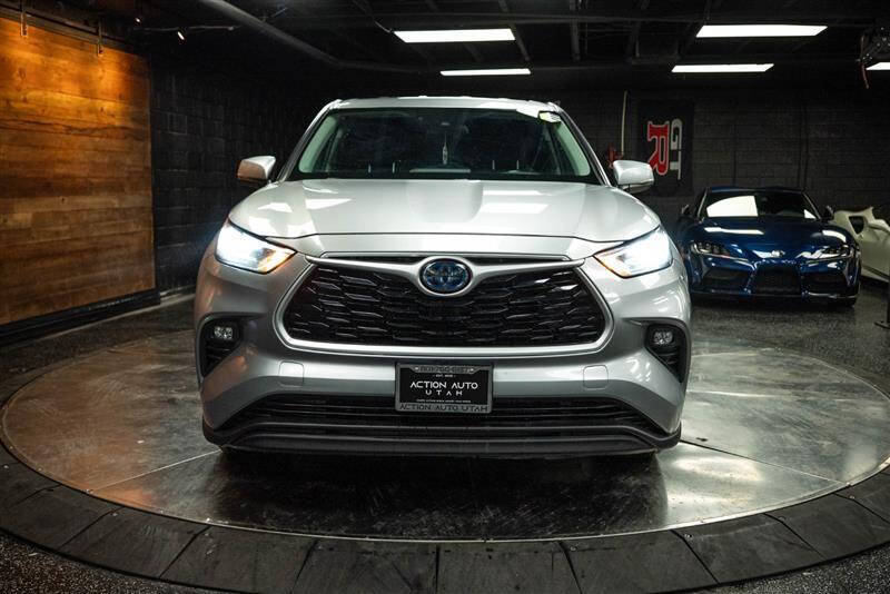 2020 Toyota Highlander Hybrid LE