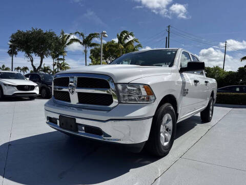 2022 RAM 1500 Classic SLT