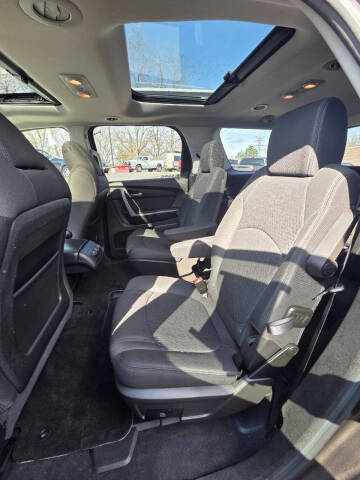 2011 GMC Acadia SLE