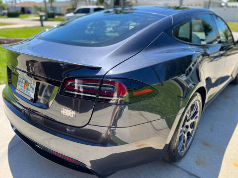 2024 Tesla Model S Plaid