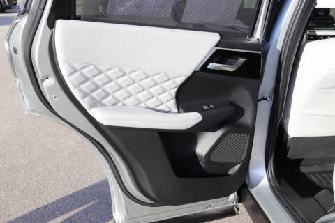 2023 Mitsubishi Outlander PHEV SEL