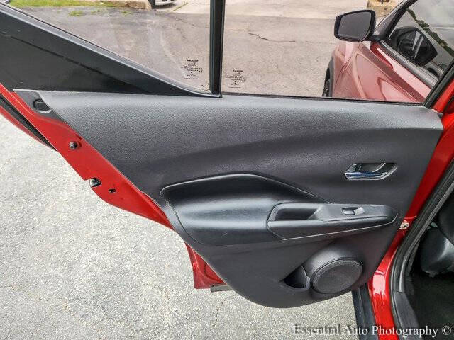 2020 Nissan Kicks SR