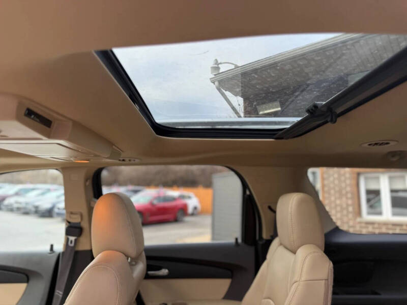 2012 GMC Acadia Denali