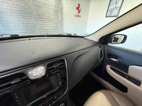 2012 Chrysler 200 Limited