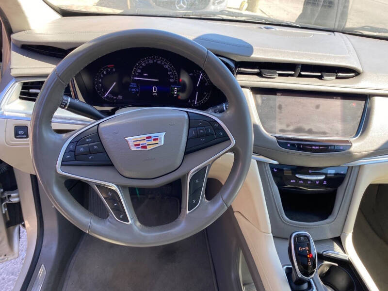 2017 Cadillac XT5 Luxury
