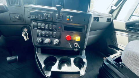2019 International LT625