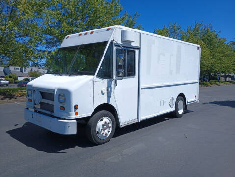 2001 Freightliner MT45 Chassis