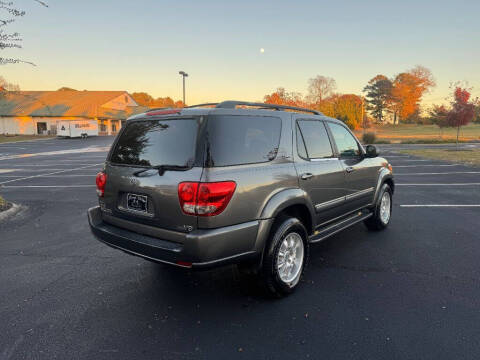 2005 Toyota Sequoia SR5