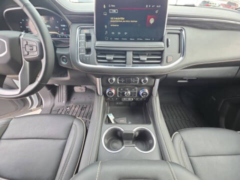 2023 GMC Yukon XL SLT