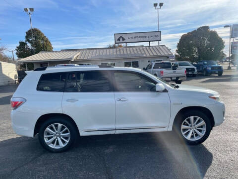2013 Toyota Highlander Hybrid for sale at Crosspointe Auto Sales in Amarillo TX