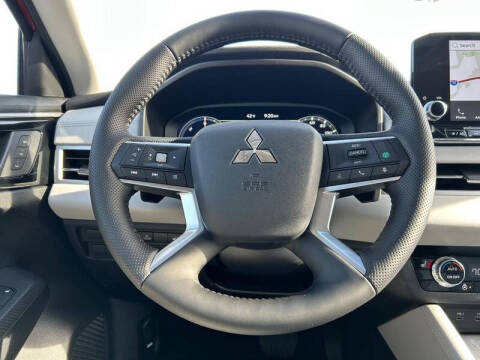 2025 Mitsubishi Outlander PHEV SEL