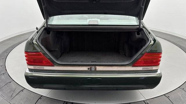 1992 Mercedes-Benz 300-Class 300 SE