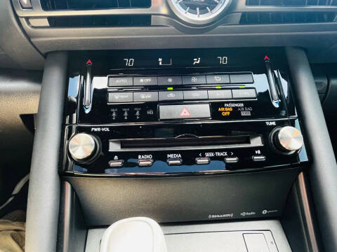 2024 Lexus IS 350 F SPORT Design