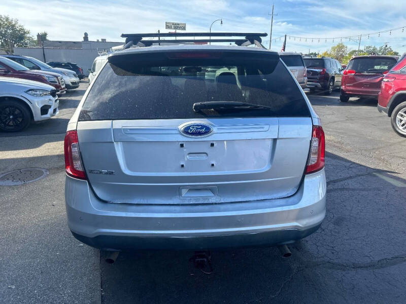 2011 Ford Edge SE