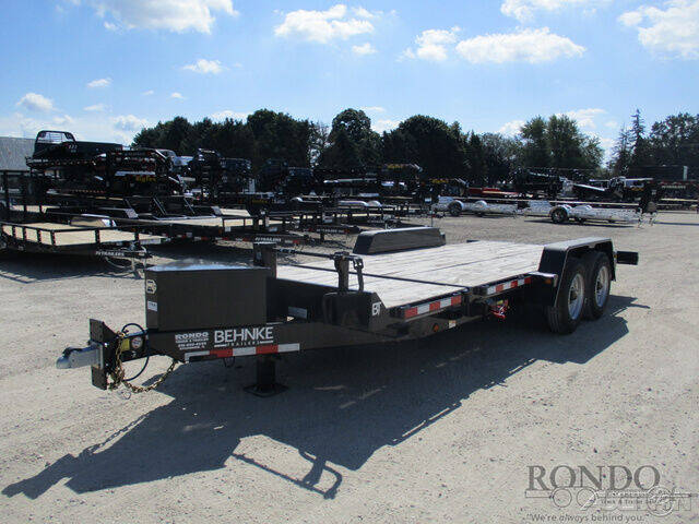 2022 B-B Equipment Tilt TBCT2020ET-10K for sale at Rondo Truck & Trailer in Sycamore IL