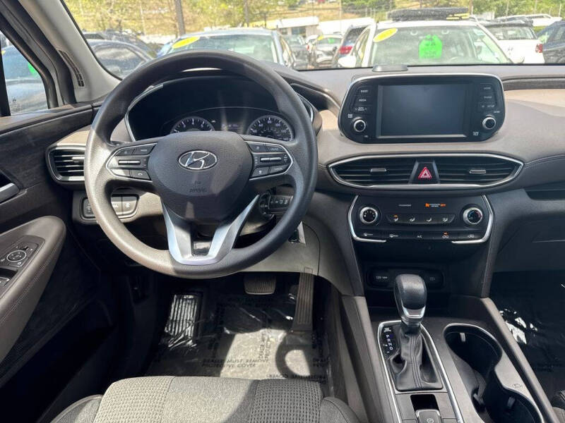2019 Hyundai Santa Fe SE 2.4L