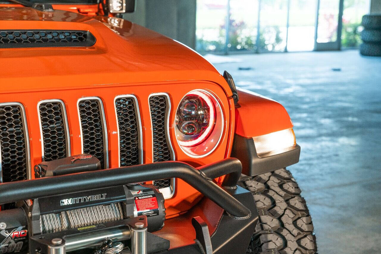 2018 JEEP Wrangler SUV / Crossover - $47,999