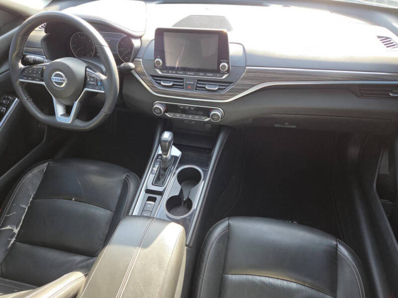 2021 Nissan Altima 2.5 SL