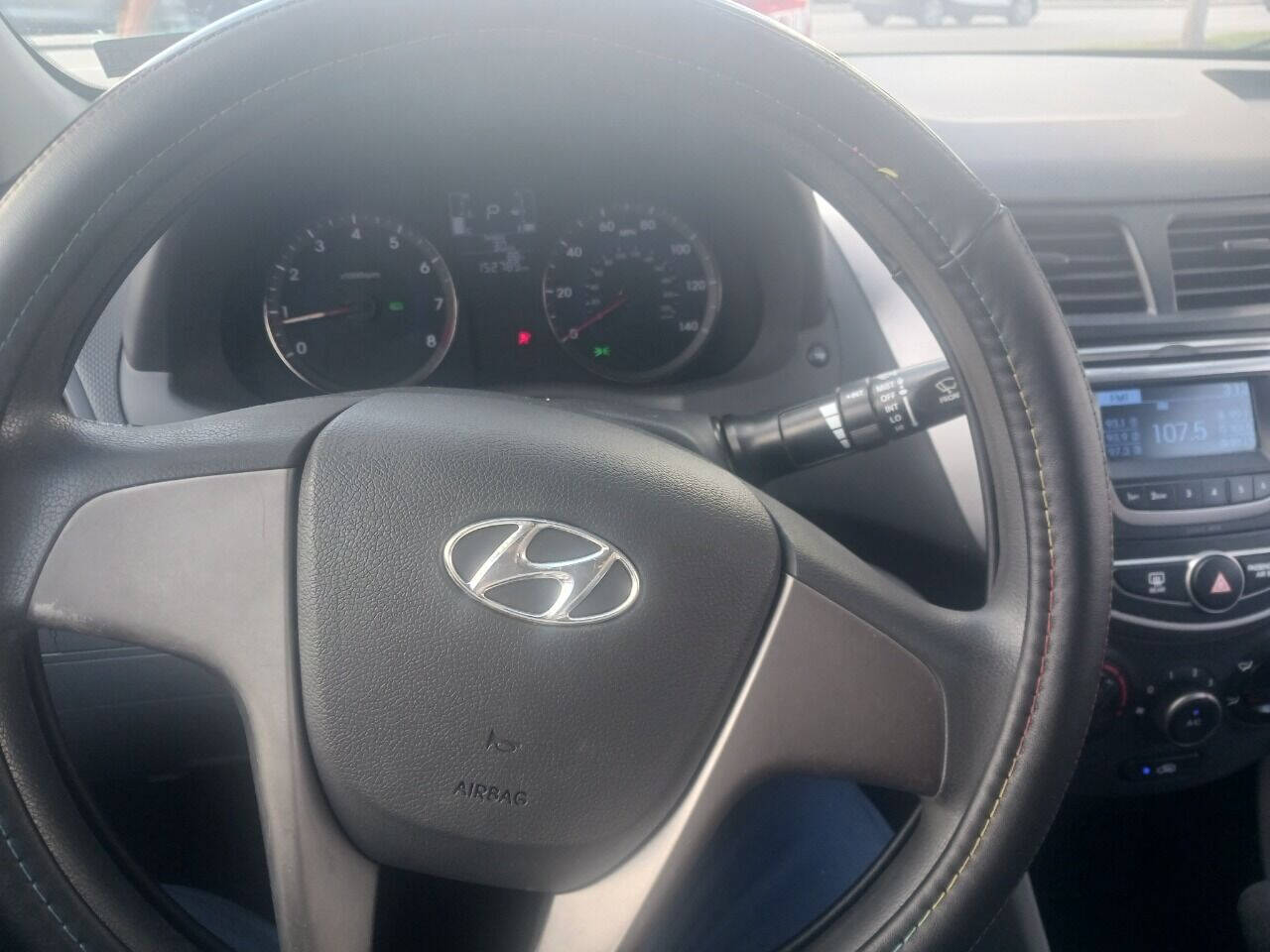 2015 HYUNDAI Accent Sedan - $5,999