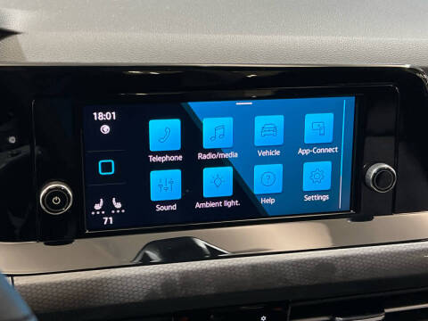 2022 Volkswagen Golf GTI S