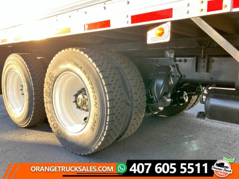 2016 Freightliner M2 106