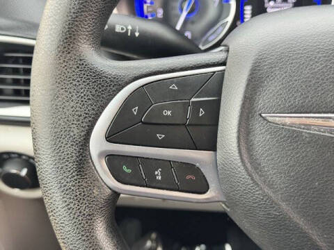 2020 Chrysler Voyager LX