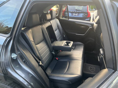 2021 Toyota RAV4 Hybrid XLE Premium