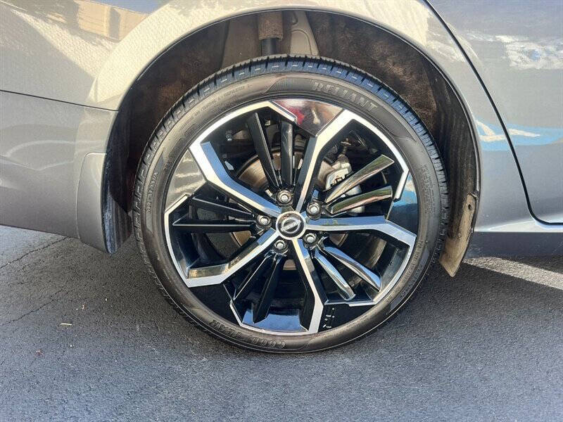 2024 Nissan Altima 2.5 SR