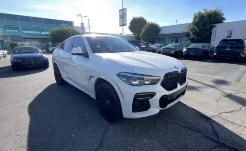2023 BMW X6 xDrive40i