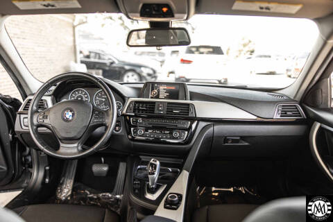 2017 BMW 3 Series 320i xDrive