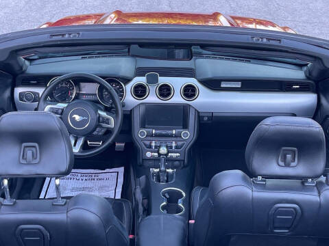 2016 Ford Mustang EcoBoost Premium