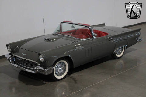 1957 Ford Thunderbird