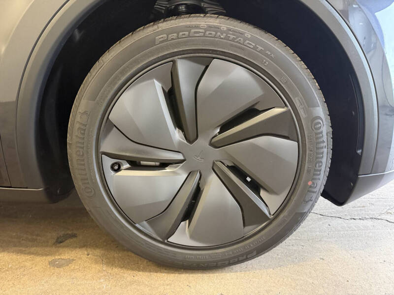 2026 Tesla Model Y Long Range