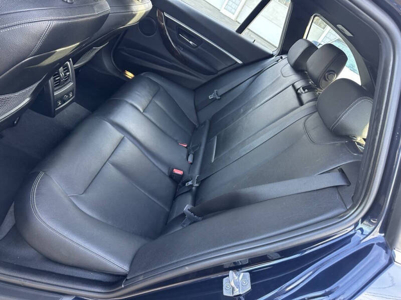 2016 BMW 3 Series 328i xDrive