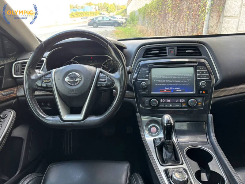 2016 Nissan Maxima Platinum