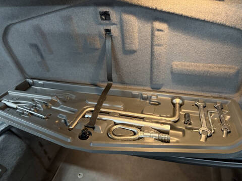 2001 BMW 7 Series 740i