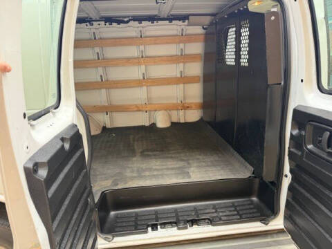 2021 GMC Savana 2500