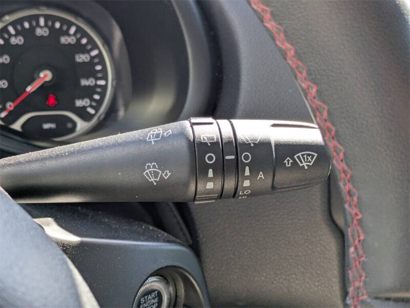 2023 Jeep Renegade Trailhawk