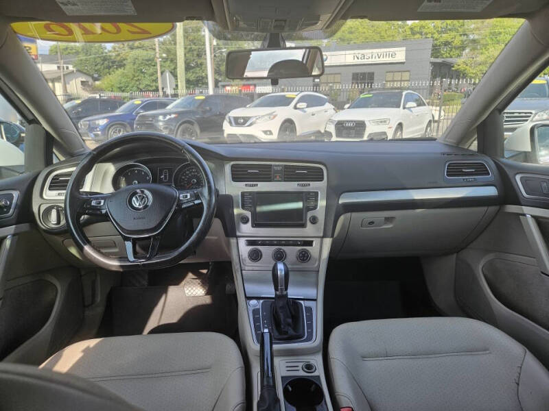 2016 Volkswagen Golf SportWagen