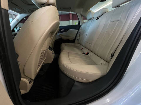 2017 Audi A4 2.0T quattro Premium Plus