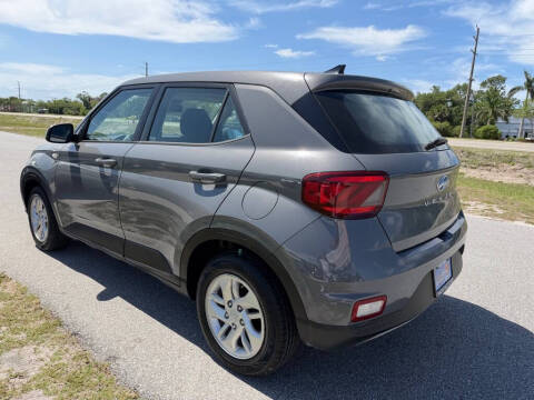 2021 Hyundai Venue SE