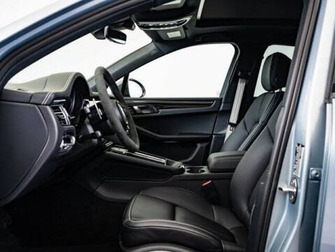 2026 Porsche Macan T