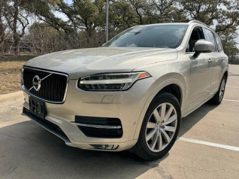 2016 Volvo XC90 T6 Momentum