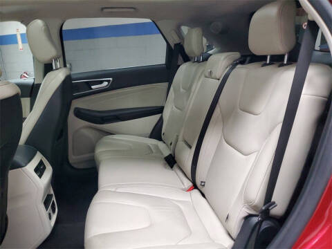 2021 Ford Edge Titanium