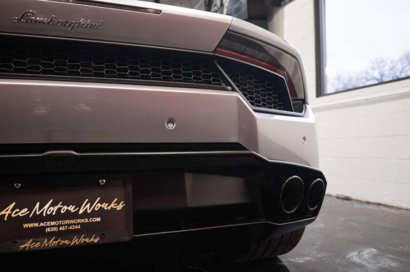 2017 Lamborghini Huracan LP 580-2