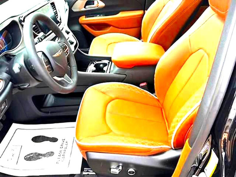 2026 Chrysler Pacifica Pinnacle