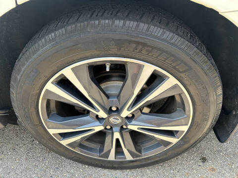 2018 Nissan Pathfinder S