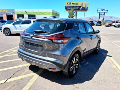 2024 Nissan Kicks S
