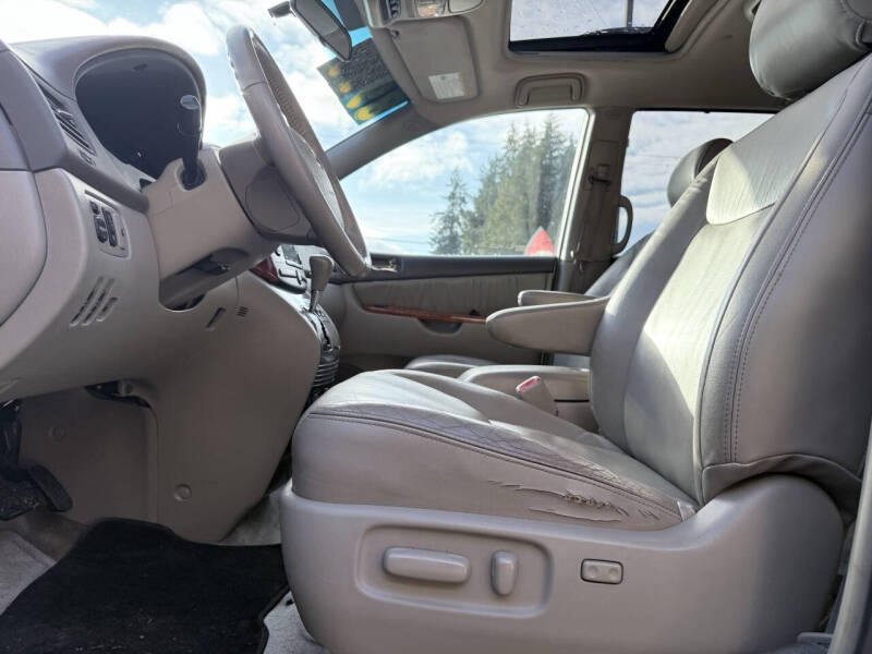 2008 Toyota Sienna XLE Limited