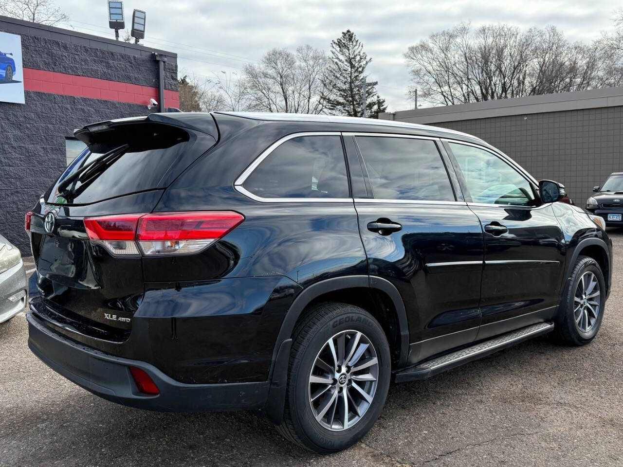 2019 Toyota Highlander for sale at Summit Auto in Blaine, MN